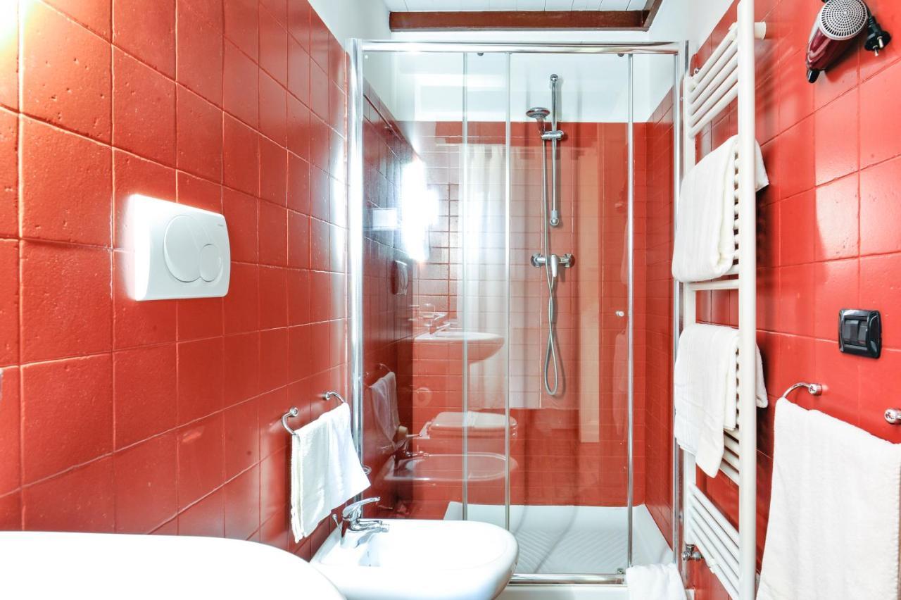 Castriota19 - Jacuzzi Room & Apartment Sit Лечче Екстер'єр фото